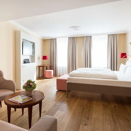 Hotel Emich's Amorbach