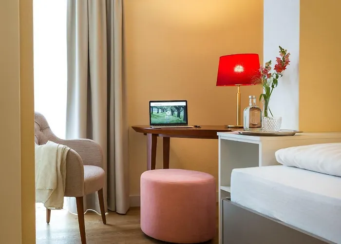 Hotel Emich's 4*